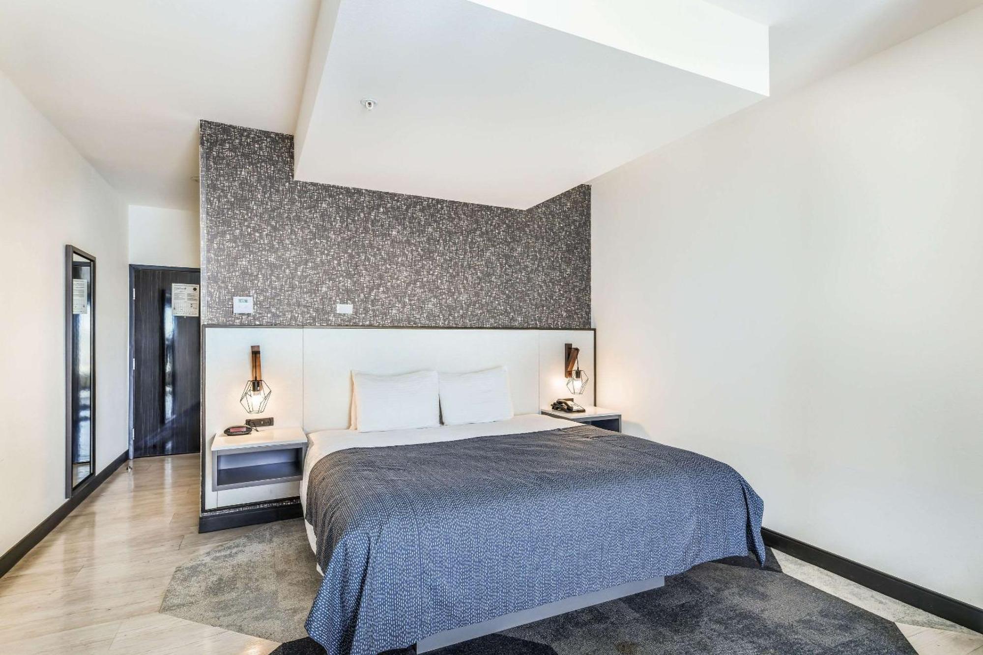 Hy-Lo Hotel, Ascend Hotel Collection Calera المظهر الخارجي الصورة